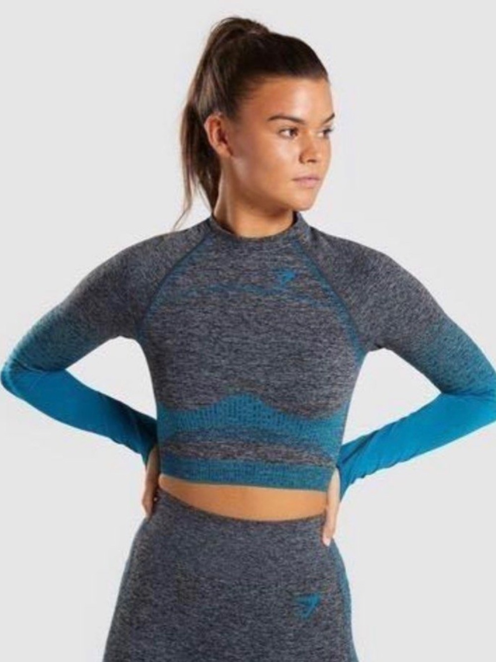 Gymshark | Amplify seamless cropped long sleeve stretch gym workout top small